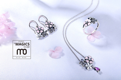 光影之间 珠宝首饰摄影的艺术与技巧——专访摄影师狐狸大狮